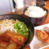 ８００円ラーメン店 天歩　（てんほ）