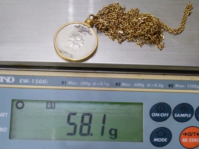 総重量58.1グラムの重量級ネックレス(^^♪「メダルや金貨つきネックレスはアツい　買取専門 金のクマ 沼津店」