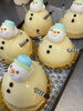 ホワイトチョコムースを、スノーマンに「クリスマスが　やって来る！」