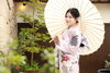 人気の中庭撮影「成人式前撮りのご紹介★多彩なスタジオセットとロケーションで残す“自分らしい二十歳の記念フォト”」