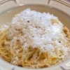 パルジャミーノと黒胡椒とオリーブオイルのまかないパスタ