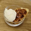 クロッフルアイス(プレーン)「カフェのご紹介」