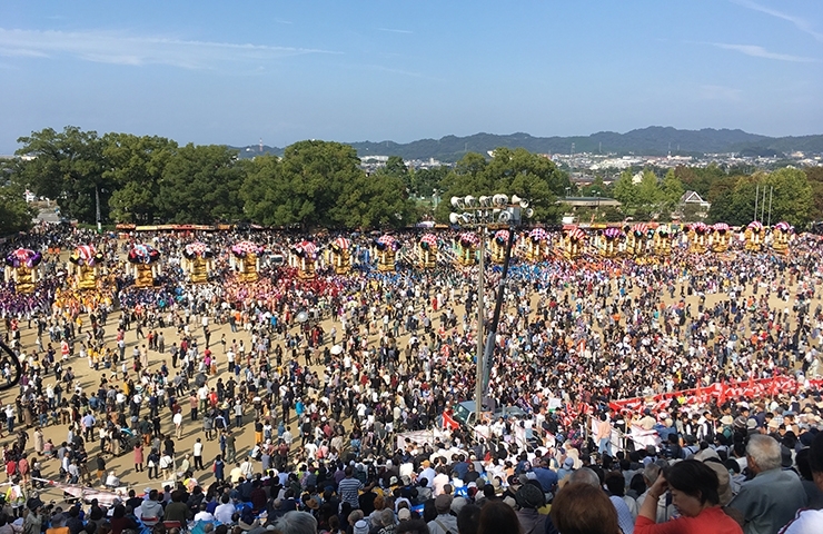 10月17日 木 19上部地区山根グラウンド太鼓台統一寄せ 新居浜太鼓祭り特集 まいぷれ 新居浜市