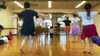 みんなで合わせて踊るのも楽しく踊るひとつ「2022年1月から始めましょう小松川・葛西ママのタヒチアンダンス！」
