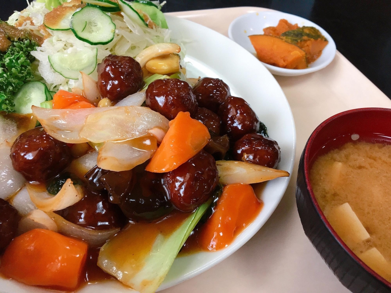 中華料理 鈴蘭 圧巻のボリューム お腹を空かせて挑むべし 都筑区のおすすめランチ特集 まいぷれ 横浜市都筑区 中華料理 鈴蘭 圧巻のボリューム お腹を空かせて挑むべし 都筑区のおすすめランチ特集 まいぷれ 横浜市都筑区