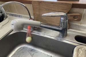 施工前　キッチン水栓「キッチン・洗面化粧台水栓交換工事」