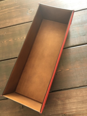 「レザーBOX」