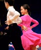 華やかな舞台で輝く子供たち！「表彰台常連！競技ダンスクラスで全国・世界を目指そう」