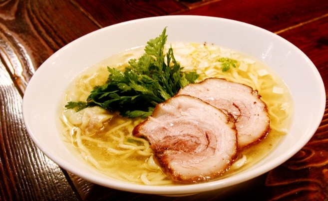 本丸塩らー麺　税込850円