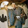 杉沢比山
鳥海山の山伏神楽で比山神楽と呼ばれ、熊野神社が鳥海山で修行する山伏の宿坊として繁栄した鎌倉時代に由来する、原始的な能楽要素が伝承されている。国重要無形民俗文化財。