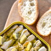 簡単レシピ！オイルサーディンの缶ごとアヒージョ