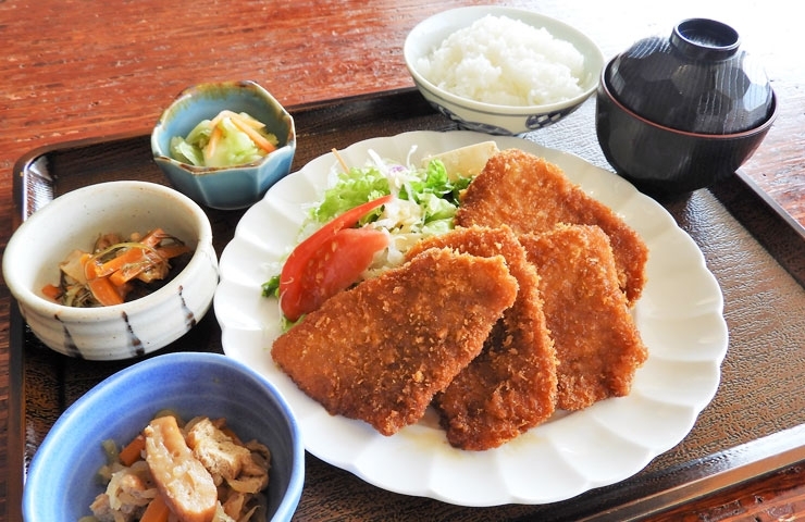 天地豊作 テンチホウサク 万代シティbp2店 新潟市街のど真ん中で 新潟 魚沼 を味わおう 新潟市のおすすめランチ特集 まいぷれ 新潟市