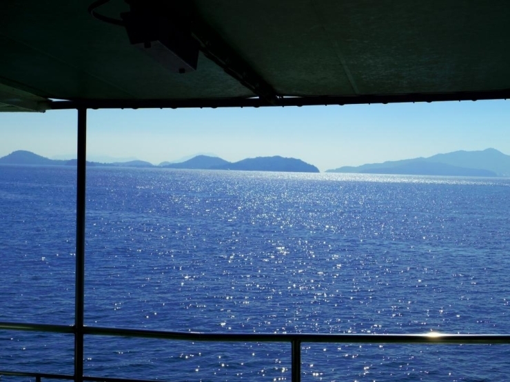 デッキからの瀬戸内海の眺めは最高！<br><br>