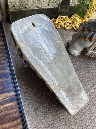 古染付の花入れ 西船橋駅から徒歩1分のアンティクショップ Antiques Den アンティーク デンのニュース まいぷれ 船橋市 古染付の花入れ 西船橋駅から徒歩1分のアンティクショップ Antiques Den アンティーク デンのニュース まいぷれ 船橋市