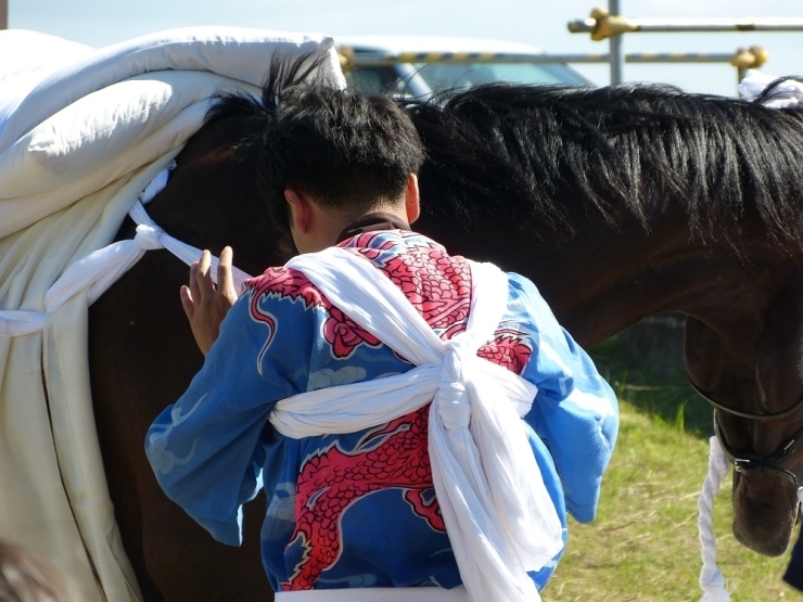 初めての「前はんな」無事に出来ますように。　暴れた馬を抑えながら駆け抜けるので振り落とされる場合もあります。きっと願いは届いています。大丈夫！