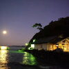 夫婦岩からの月の出