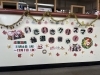 いつもの飾りつけ。「いきいきクリスマス抽選☆★応募受付中☆★」