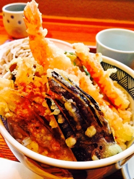 天ぷらは、サクサクで美味しい♪