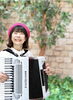 石澤佳子さんと行くうたごえ喫茶・歌といっしょに旅しよう♪ 【新冠】太陽の森ディマシオ美術館でうたごえ♪【厚真】しめ縄制作体験＜札幌発着：日帰りバス＞
