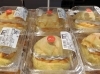 「期間限定メロンパンのご紹介です🍈」