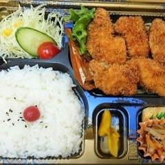 ☆チキンカツ弁当☆●