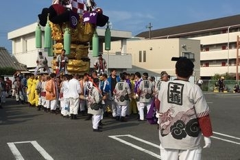 土橋太鼓台<br>撮影班も大変です。Mさんお疲れさまです！！