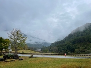 松原スポーツ公園から滝越方面「10月12日 雨 です。【木曽 遊び 林鉄バイク E-MTB・MTBレンタル 王滝村】」