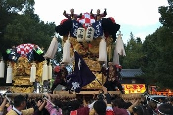 八旛神社かきくらべ3位　下郷太鼓台