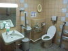 だれでもトイレ内部（1階）「箪笥町特別出張所」