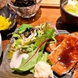 お昼は定食・夜はお酒に合う肴がたくさん！粟津神社近くの『MOSH』さんでランチ！