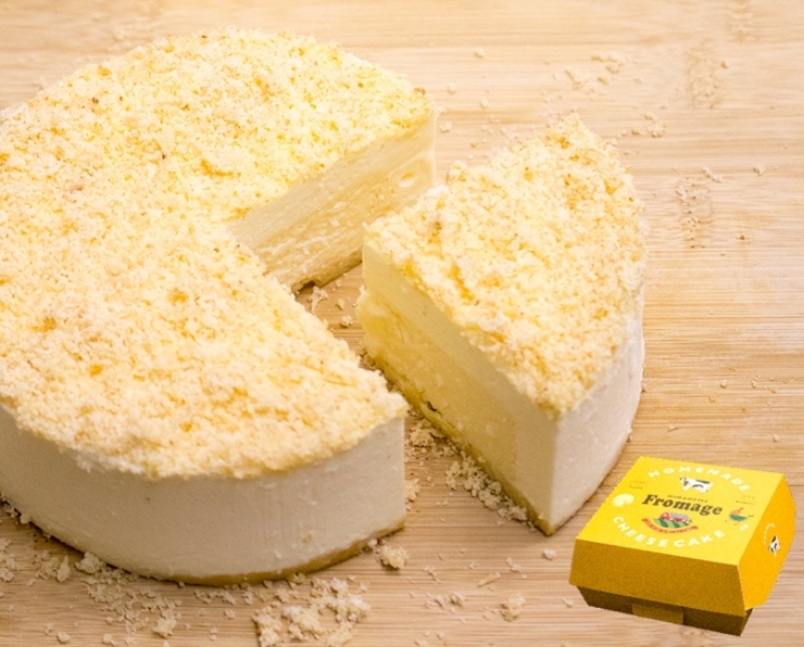 「見波亭フロマージュ」１個<br>中の生地は「のこぎり山バウムクーヘン」を使用。ミルクムースとベイクドチーズの２層がとろける味わい！