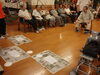 「♪　　紙皿投げゲーム　　♪　　　　交野　　　有料老人ホーム　　　デイサービス」