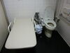 女子トイレにはユニバーサルシート「障害者福祉センター」