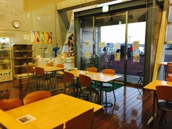 軽食・喫茶コーナー