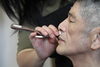 顔そりの様子です「年末年始のお知らせ」