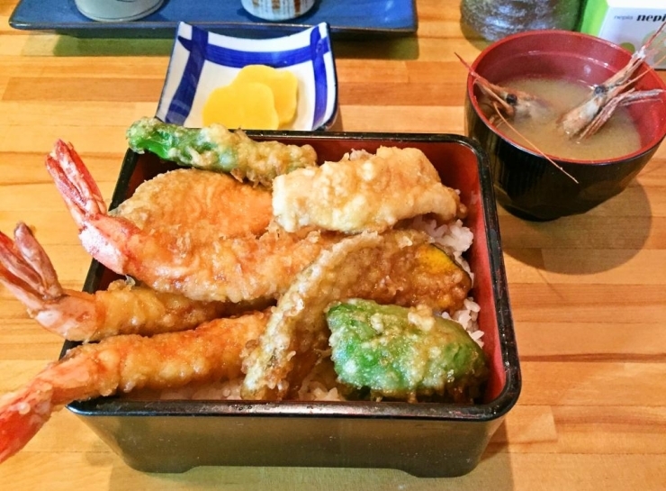 上天丼　1,200円（税込）