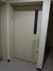 だれでもトイレ入口「産業会館　ＢＩＺ新宿」