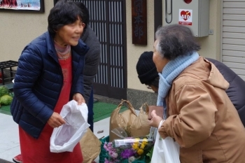 近況を交換、大雪で大変やったやろ。