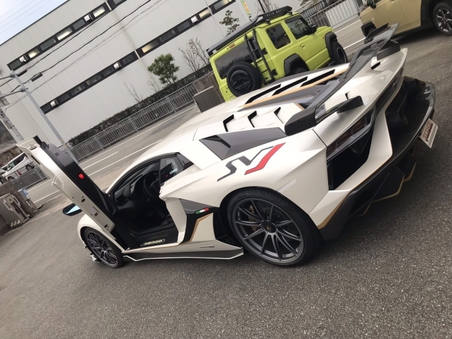 世界限定車のアヴェンタドールsvjを納車しました Yumeshin Automobiliのニュース まいぷれ 姫路 世界限定車のアヴェンタドールsvjを納車しました Yumeshin Automobiliのニュース まいぷれ 姫路
