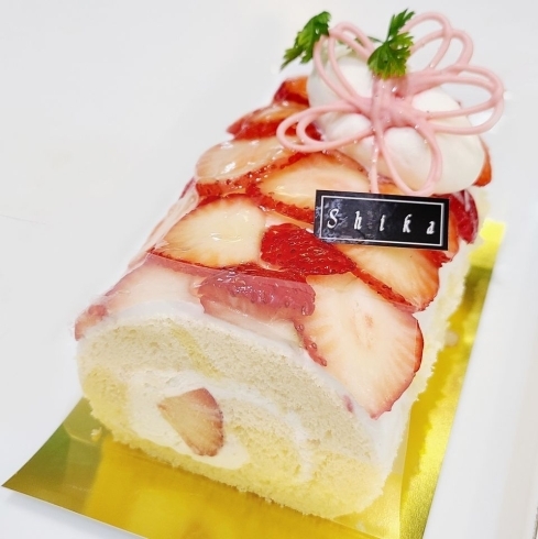 「香川県産いちご“さぬきひめ”を使用した、いちごのロールケーキ『フレーズ』」