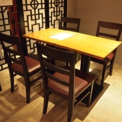 テーブル席（4名席）