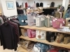 婦人服もお買得商品あります。「明けましておめでとうございます」