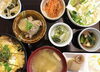元気・健康になる 麹漬け鳥肉の親子丼「元気・健康になる  麹漬け豚肉のぽかぽか鍋　南区で腸活ランチが食べられる古民家カフェ」