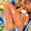 「農産物直売所では地元の旬の野菜も入荷します！」