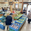 「農産物直売所 地元産の新鮮野菜が並びます！」