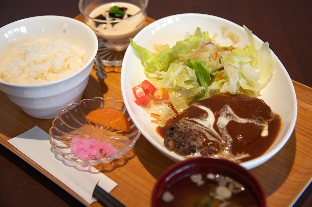 Cafe Leaf 新発田駅前のカフェで コスパ抜群のハンバーグランチはいかが 新発田 おすすめランチ特集 新発田 胎内 聖籠 まいぷれ 新発田 胎内 聖籠 Cafe Leaf 新発田駅前のカフェで コスパ抜群のハンバーグランチはいかが 新発田 おすすめランチ特集 新発田 胎内 聖籠 まいぷれ 新発田 胎内 聖籠