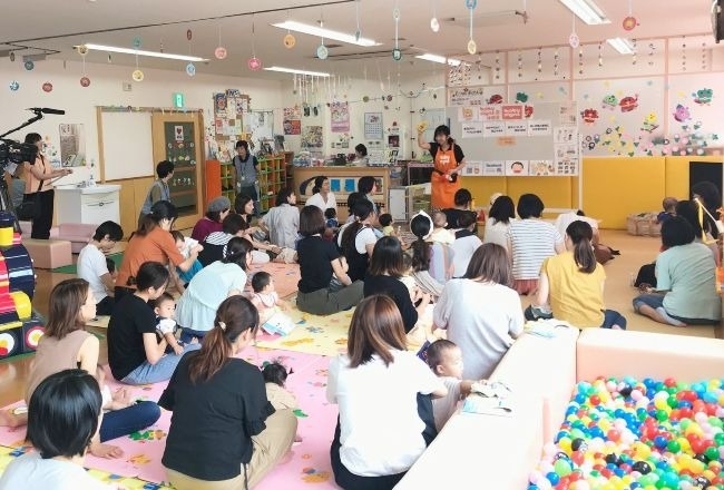 ベビーサイン体験会が開催されました 黒部子育て支援センター 赤ちゃんと心がかようベビーサイン まいぷれ 黒部 入善 朝日