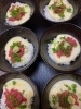 マグロたたきトロロ丼「馬刺しは人気‼️」