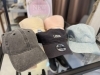 「今年もニューエラキャップ入荷中🧢⚡️」