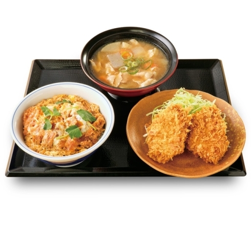 王道とん汁定食「期間限定【「ロースカツ定食」と「とん汁定食」のごはんがかつ丼に！！かつやの"王道"】」